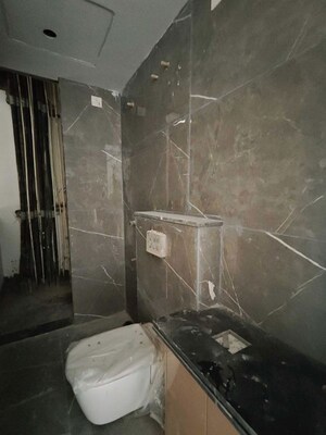 Bathroom in 2 BHK Builder Floor at Sector 21 – for Rent