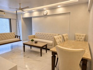 2 BHK Apartment For Rent in Khar Sunrise CHS, Khar West