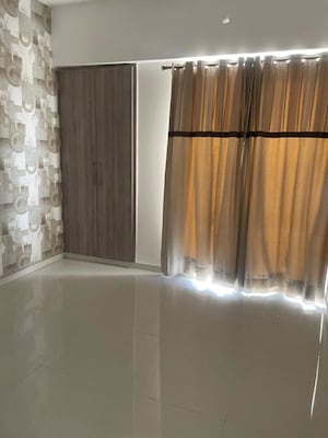 Furnished Amenities in 3 BHK Apartment at Arihant Abode, Sector 10 Greater Noida – for Rent