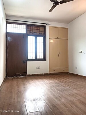  Office Space in IT/SEZ For Sale in Mohan Cooperative Industrial Estate