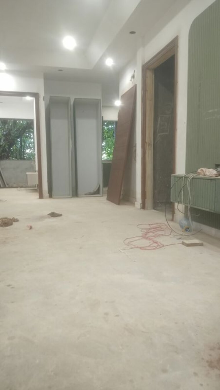 Room, paschim vihar 3 Bedroom 150 Sq.Yd. Builder Floor In Paschim Vihar Delhi 10600782