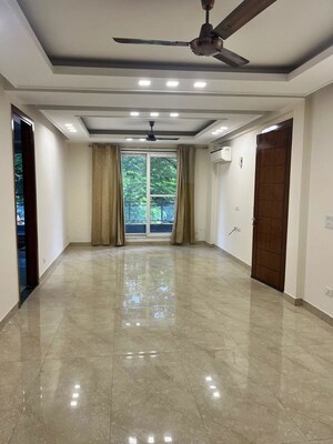 3 BHK Builder Floor For Rent in Sector 57