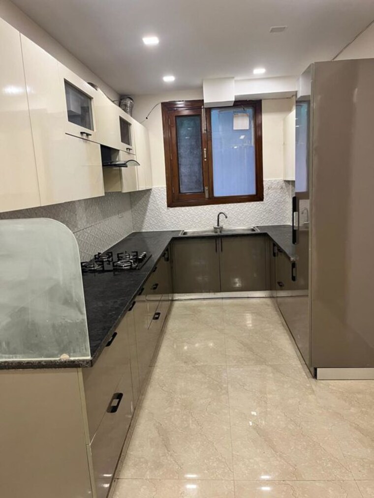 Kitchen, sector 57 3 Bedroom 2700 Sq.Ft. Builder Floor In Sector 57 Gurgaon 10617417