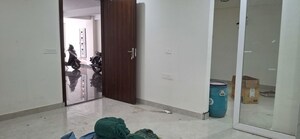 Room in 1 BHK Builder Floor at Sector 43 – for Rent