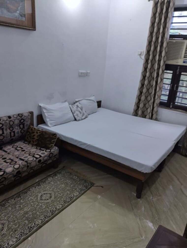 Bedroom, sector 38 2 Bedroom 1080 Sq.Ft. Builder Floor In Sector 38 Gurgaon 10617423