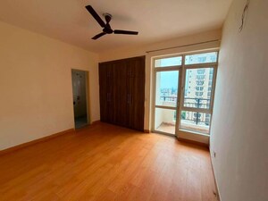 3 BHK Apartment For Rent in Amrapali Verona Heights Phase II, Amrapali Leisure Valley