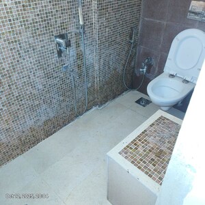 Bathroom in 1.5 BHK Apartment at Kanti Apartments, Bandra West – for Rent