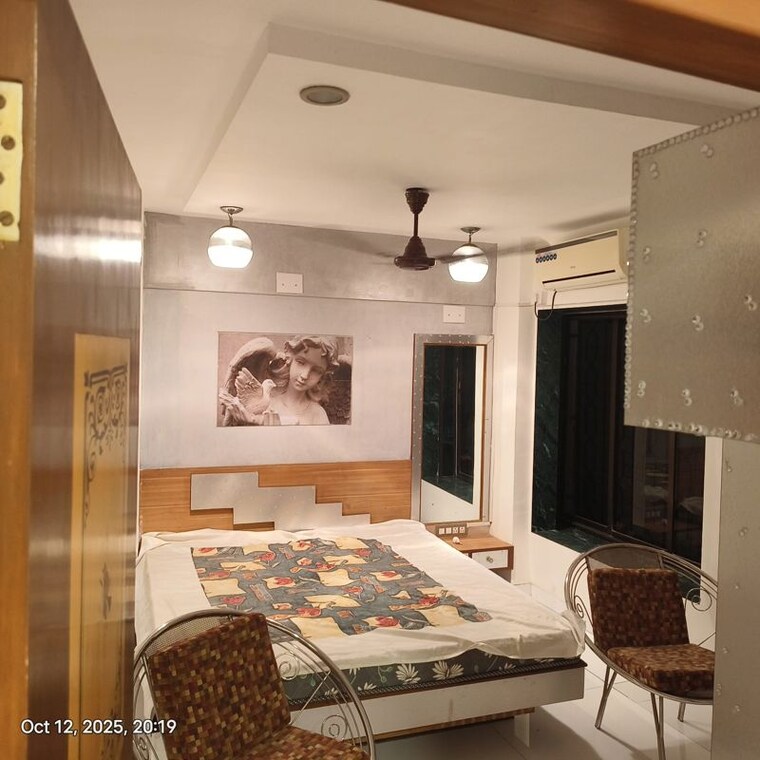 Bedroom, kanti-apartments 1.5 Bedroom 600 Sq.Ft. Apartment In Bandra West Mumbai 10617434