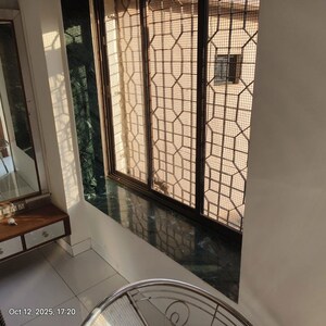 Staircase in 1.5 BHK Apartment at Kanti Apartments, Bandra West – for Rent