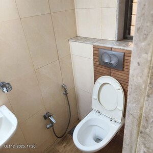 Bathroom in 1.5 BHK Apartment at Kanti Apartments, Bandra West – for Rent