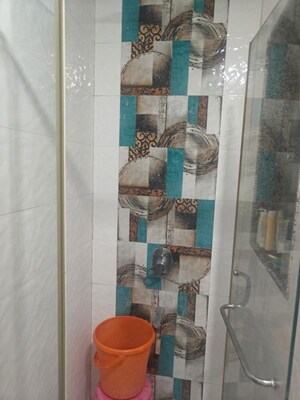 Bathroom in 3 BHK Builder Floor at Hong Kong Bazaar, Sector 57 – for Rent