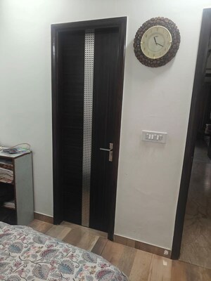 Furnished Amenities in 3 BHK Builder Floor at Hong Kong Bazaar, Sector 57 – for Rent