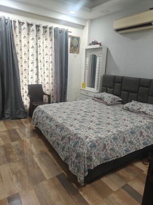 Bedroom in 3 BHK Builder Floor at Hong Kong Bazaar, Sector 57 – for Rent