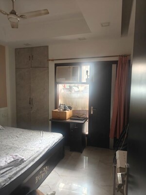 Living Room in 3 BHK Builder Floor at Hong Kong Bazaar, Sector 57 – for Rent