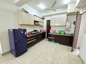 Kitchen in 4 BHK Apartment at Amrapali Verona Heights Phase II, Amrapali Leisure Valley – for Rent