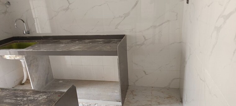 Bathroom, imprint-vivan-homes 2 Bedroom 770 Sq.Ft. Apartment In Andheri West Mumbai 10617441