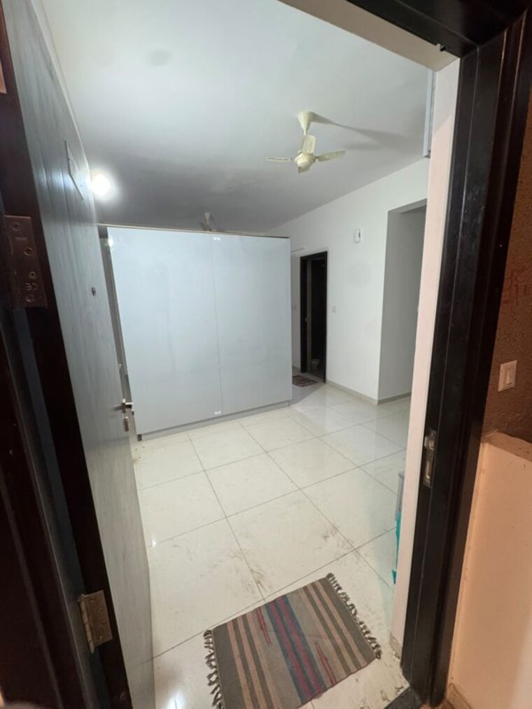 Bathroom, provident-capella 1 RK 480 Sq.Ft. Apartment In Whitefield Bangalore 10617446