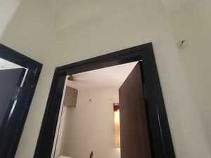 Room in 2 BHK Apartment at Ikya Blue Bells, Miyapur – for Rent