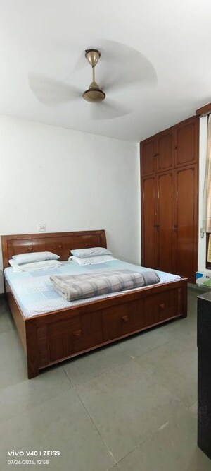 Bedroom in 1 BHK Apartment at Jungpura Extension – for Rent