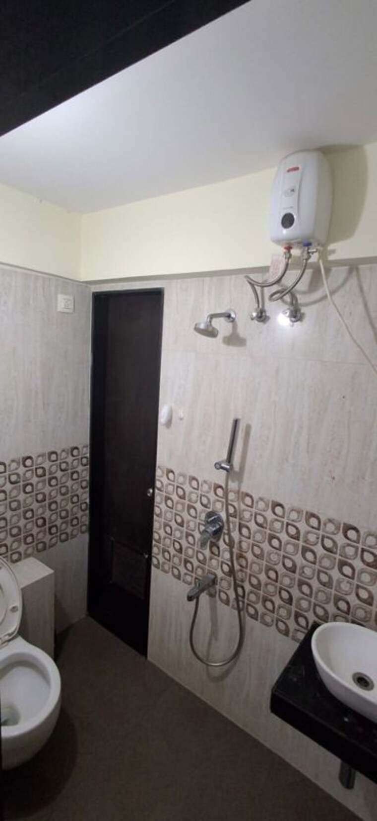 Bathroom, the-baya-goldspot 2 Bedroom 800 Sq.Ft. Apartment In Andheri East Mumbai 10617451