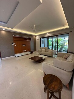 4 BHK + Servant Room,Study Room,Store Room Apartment For Rent in Cunningham Road
