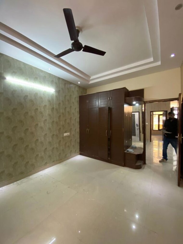 Room, nk-savitry-enclave 3 Bedroom 1830 Sq.Ft. Apartment In Vip Road Zirakpur 10499171