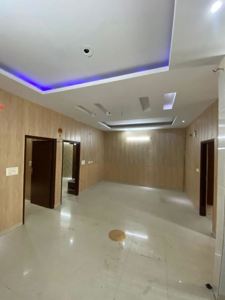 Room, nk-savitry-enclave 3 Bedroom 1830 Sq.Ft. Apartment In Vip Road Zirakpur 10499171