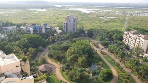 Staircase in 3 BHK Apartment at The Park Residency Andheri, Andheri West – for Rent