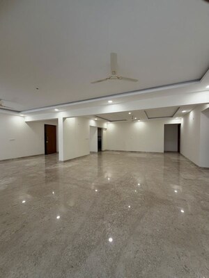 Building Lobby in 3 BHK Apartment at Brigade Road – for Rent