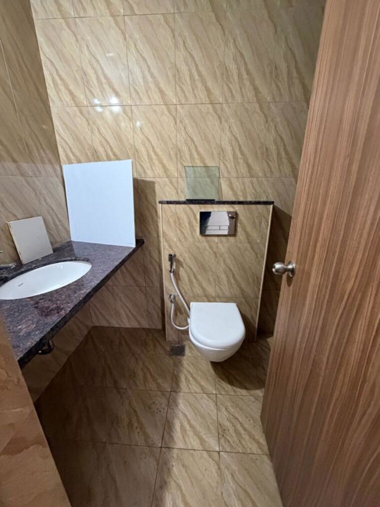 Bathroom, mvn-aero-one 2 Bedroom 1200 Sq.Ft. Apartment In Devanahalli Bangalore 10617479