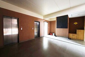 Room in 2 BHK Apartment at Vaishnodevi Circle – for Sale