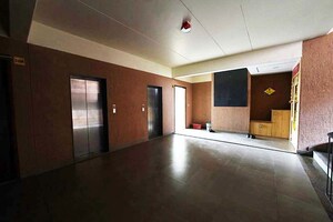 Room in 2 BHK Apartment at Vaishnodevi Circle – for Sale