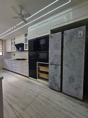 3 BHK Apartment – Exterior View View at Saket - for Rent