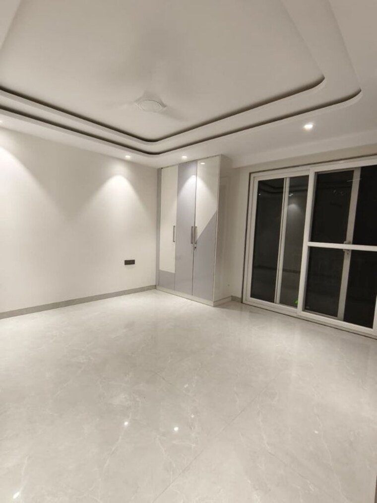 Room, freedom fighters enclave 4 Bedroom 2500 Sq.Ft. Apartment In Freedom Fighters Enclave Delhi 10617504