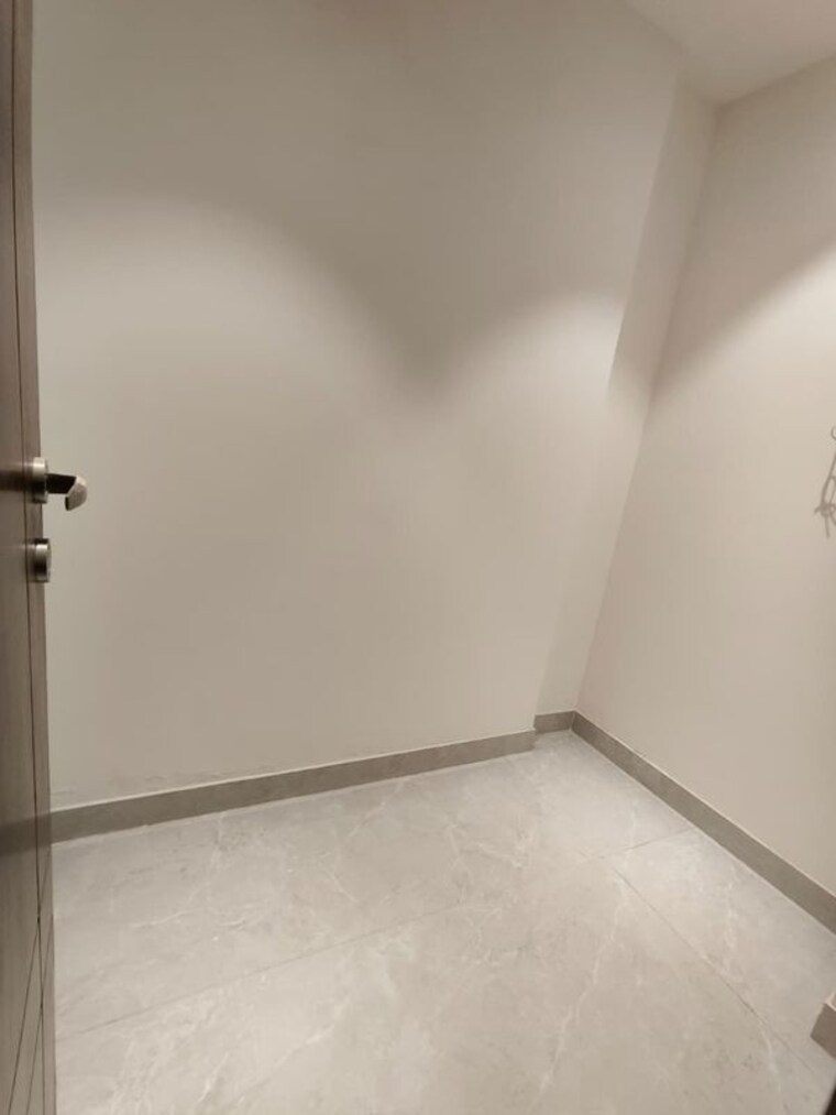 Room, freedom fighters enclave 4 Bedroom 2500 Sq.Ft. Apartment In Freedom Fighters Enclave Delhi 10617504