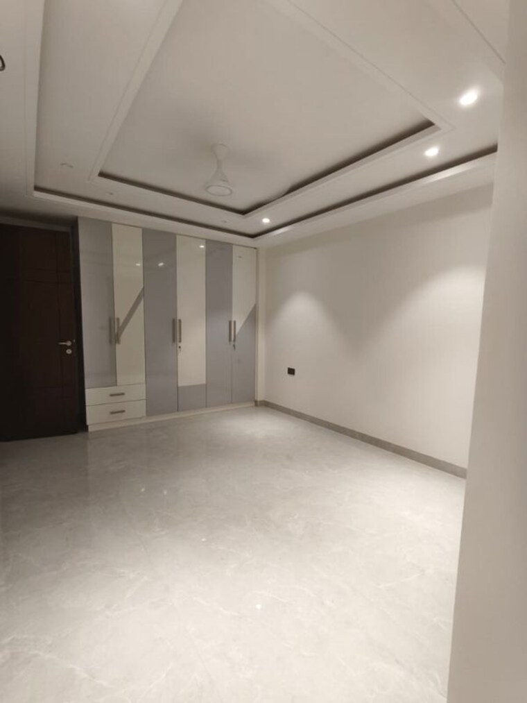Room, freedom fighters enclave 4 Bedroom 2500 Sq.Ft. Apartment In Freedom Fighters Enclave Delhi 10617504
