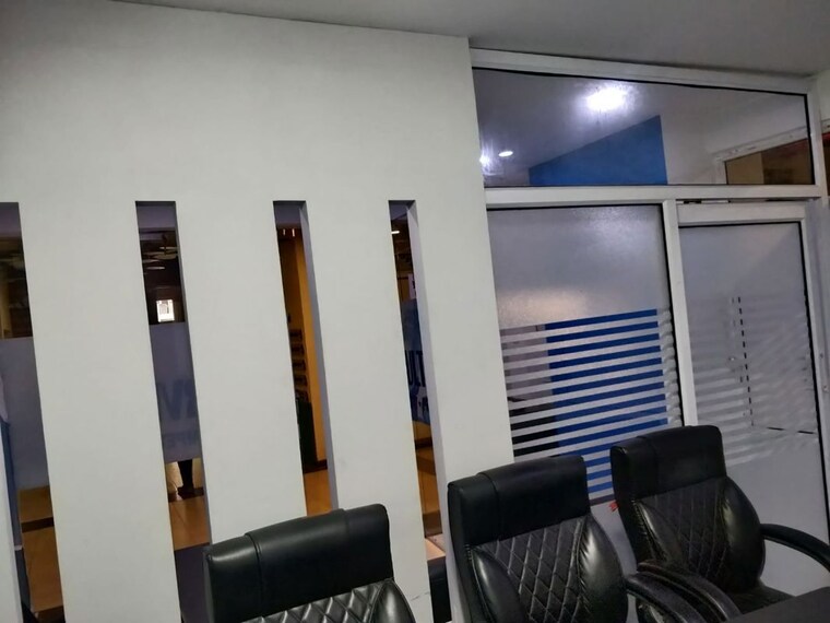 Team Area, motia-citi-royal-business-park Commercial Office Space 1400 Sq.Ft. In Ambala Highway Zirakpur 10617279