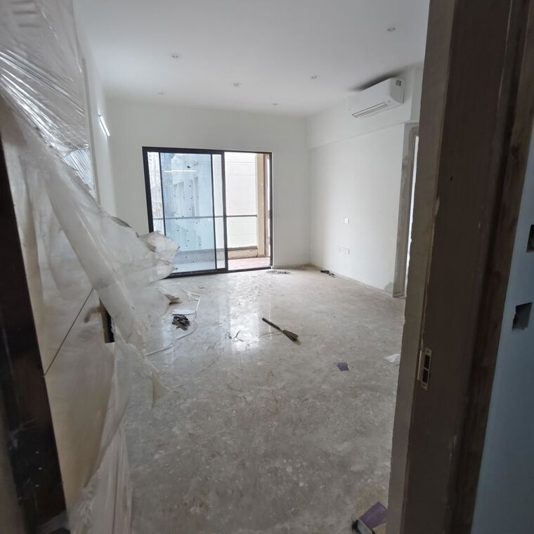 Bathroom, sector 23 3 Bedroom 1200 Sq.Ft. Builder Floor In Sector 23 Gurgaon 10617379
