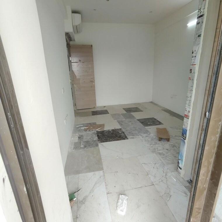 Bathroom, sector 23 3 Bedroom 1200 Sq.Ft. Builder Floor In Sector 23 Gurgaon 10617379