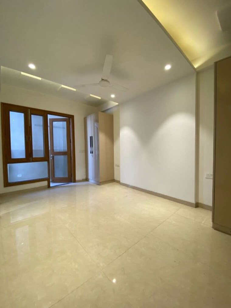 Room, freedom fighters vihar 4 Bedroom 2200 Sq.Ft. Apartment In Freedom Fighters Vihar Delhi 10617513
