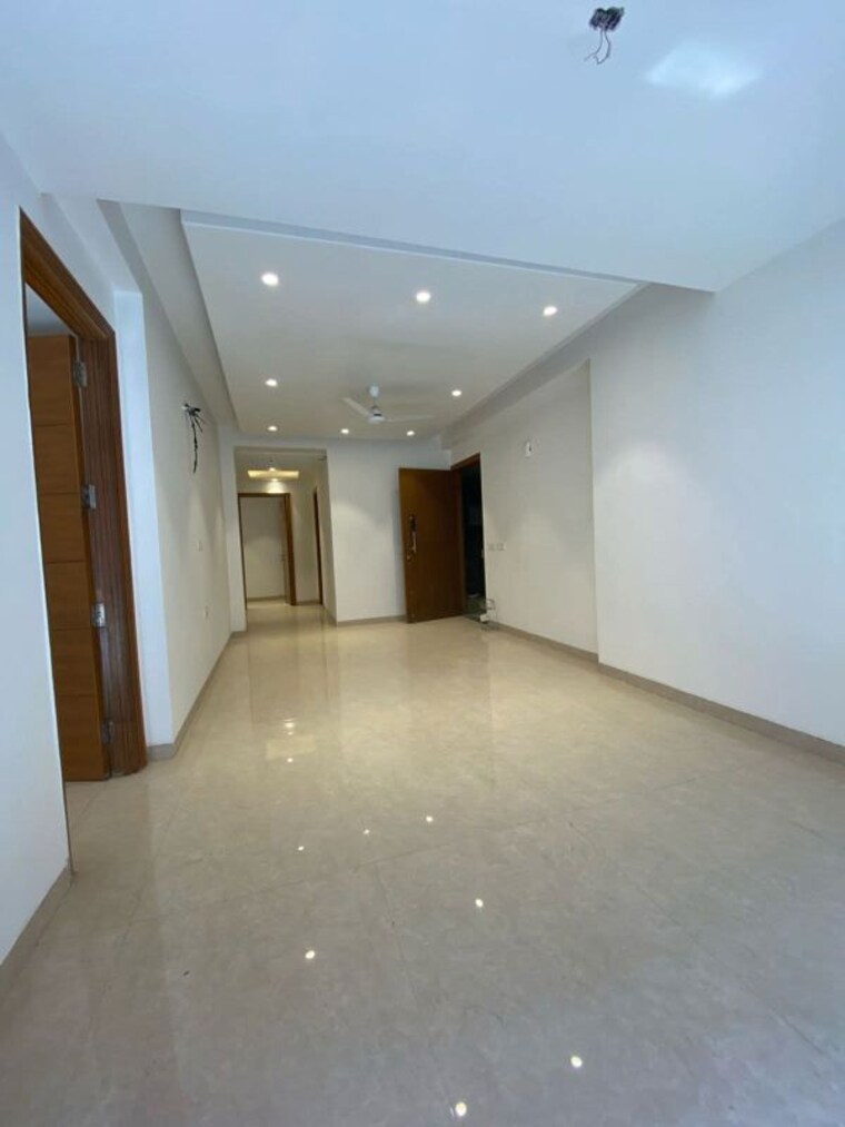 undefined, freedom fighters vihar 4 Bedroom 2200 Sq.Ft. Apartment In Freedom Fighters Vihar Delhi 10617513