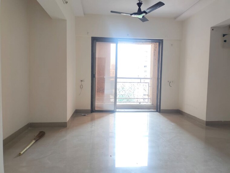 Room, madhav-palacia 1 Bedroom 450 Sq.Ft. Apartment In Ghodbunder Road Thane 10617515