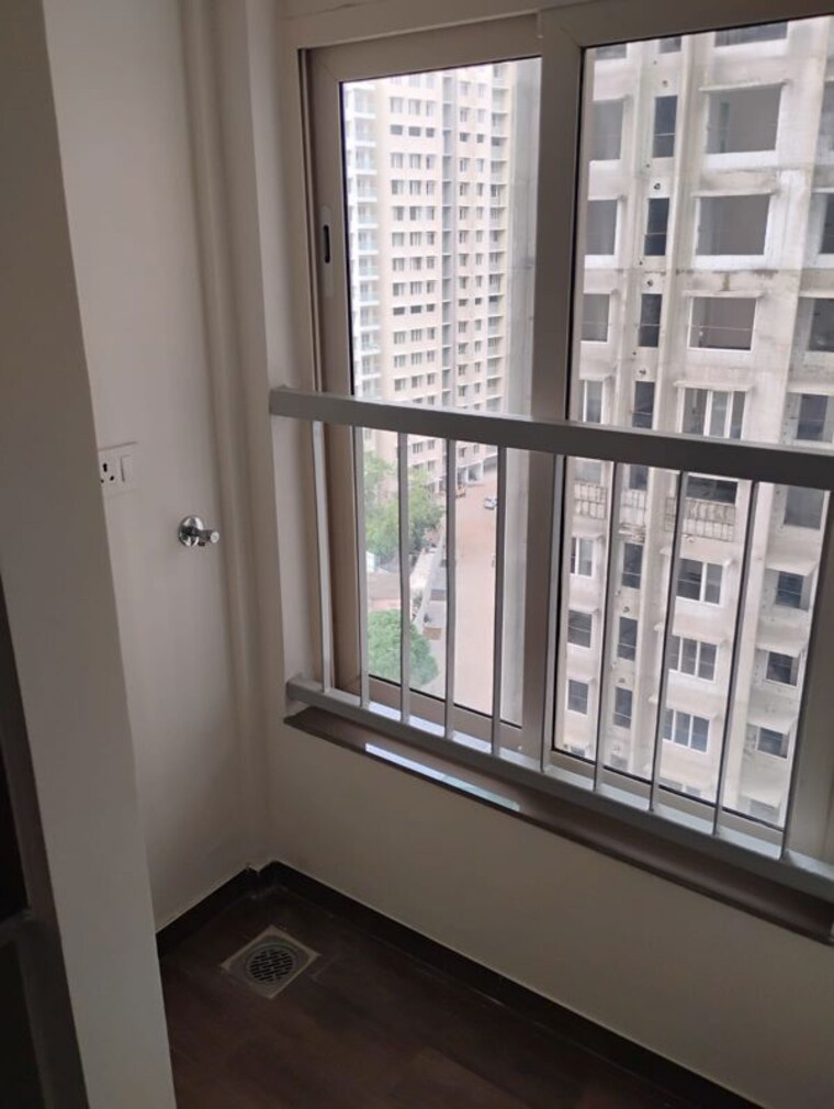 Balcony, kalpataru-vivant 2 Bedroom 800 Sq.Ft. Apartment In Jogeshwari East Mumbai 10617491
