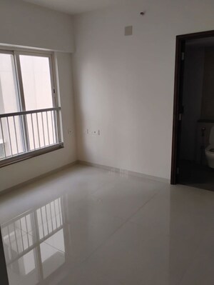 2 BHK Apartment For Rent in Kalpataru Vivant, Jogeshwari East
