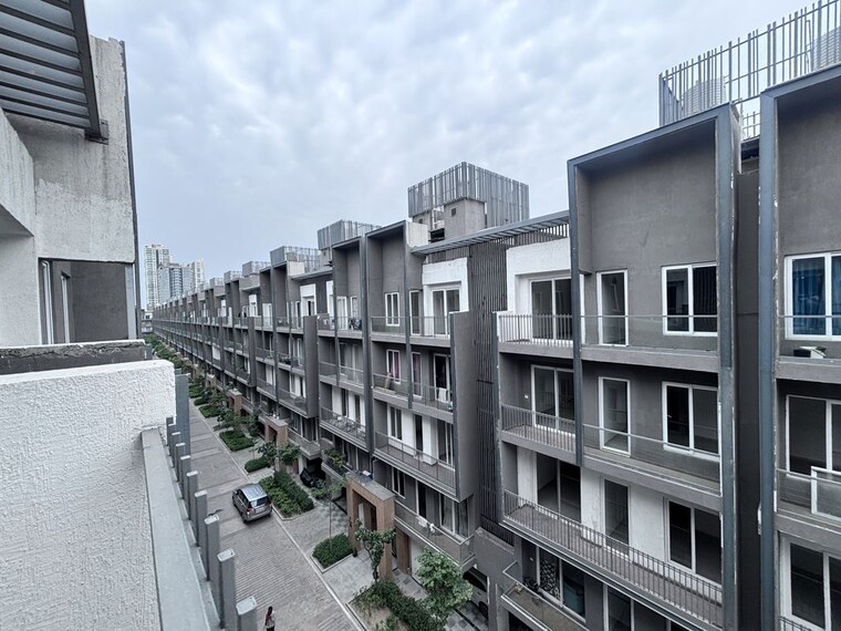 Exterior View, smart-world-orchard 2 Bedroom 1260 Sq.Ft. Apartment In Sector 61 Gurgaon 10617508