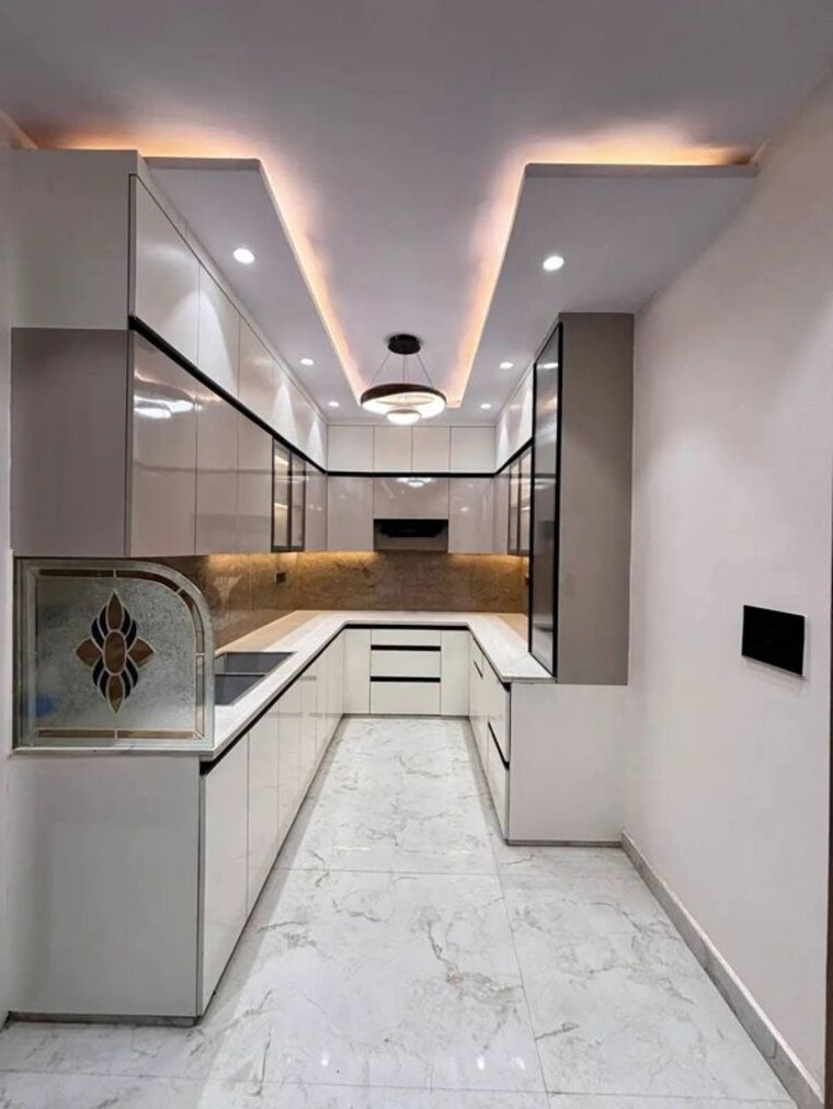 Kitchen, freedom fighters vihar 4 Bedroom 2500 Sq.Ft. Apartment In Freedom Fighters Vihar Delhi 10617531
