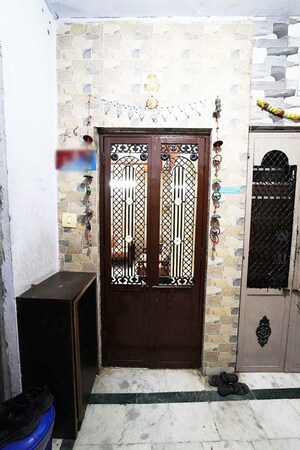 Room in 2 BHK Apartment at Ghatalodia – for Sale