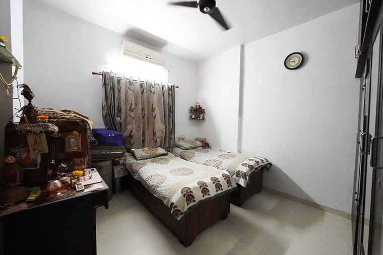 Bedroom, ghatalodia 2 Bedroom 100 Sq.Yd. Apartment In Ghatalodia Ahmedabad 10617581