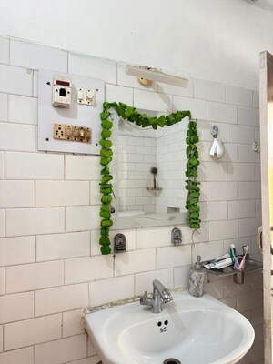 Bathroom in 1 RK Builder Floor at Sector 18 – for Rent