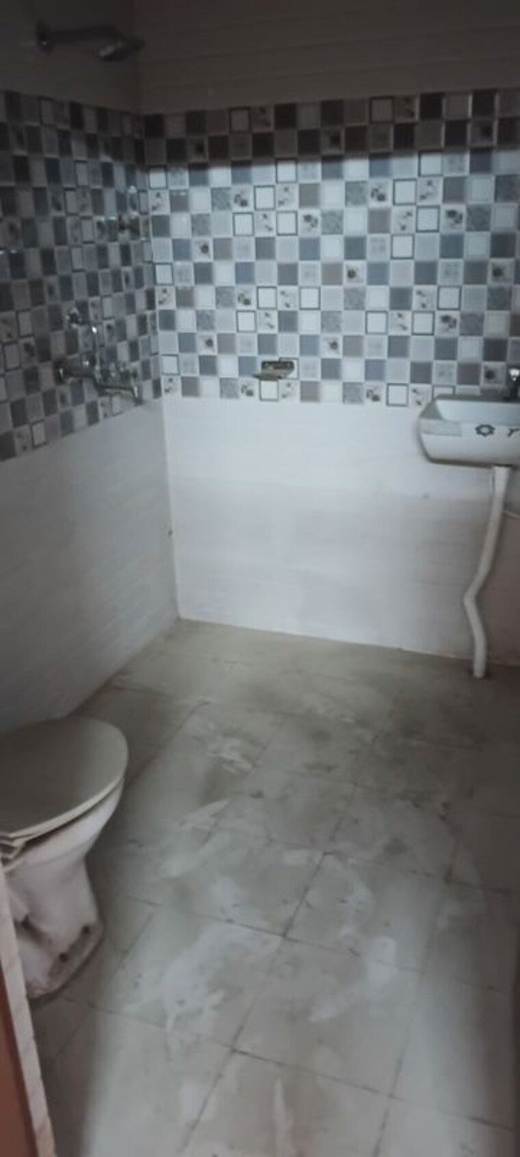 Bathroom, sector 18 1 RK 1000 Sq.Ft. Builder Floor In Sector 18 Lucknow 10617534